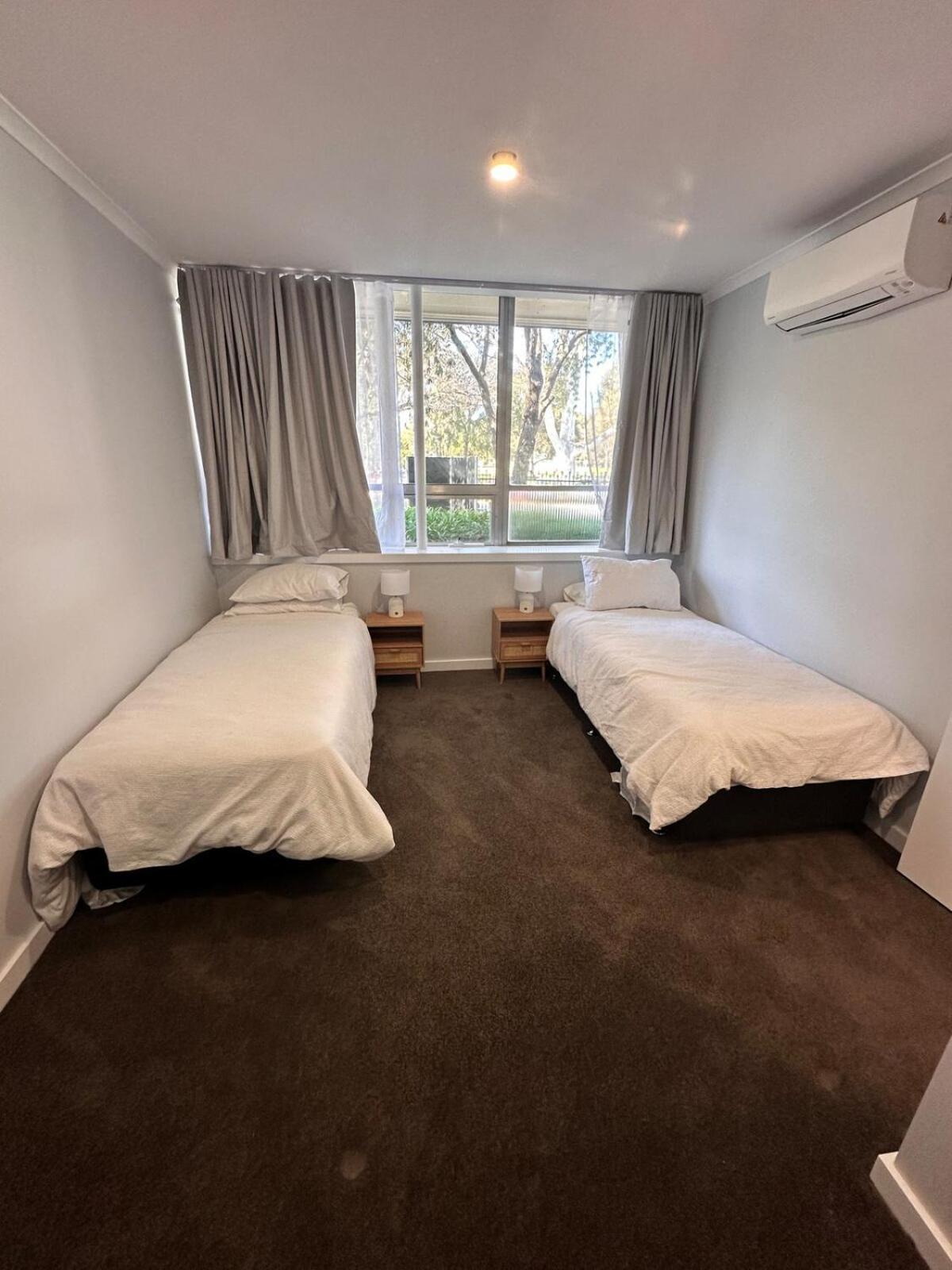 3 Bedroom City Apt, Big Yard & Park Views - Sleeps 7 Adelaide Exterior foto